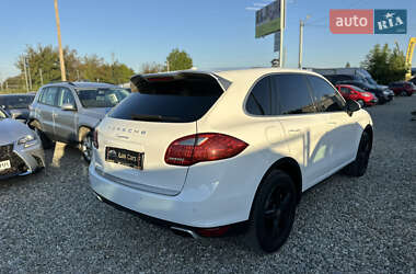 Позашляховик / Кросовер Porsche Cayenne 2014 в 