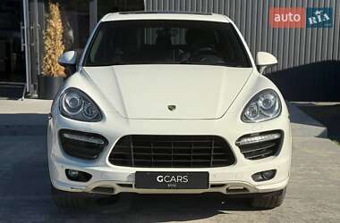 Porsche Cayenne 2011