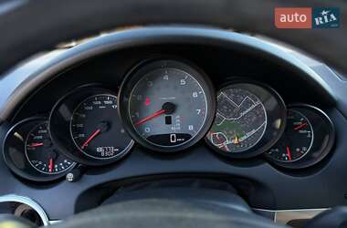 Внедорожник / Кроссовер Porsche Cayenne 2011 в 