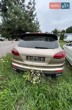 Porsche Cayenne 2015