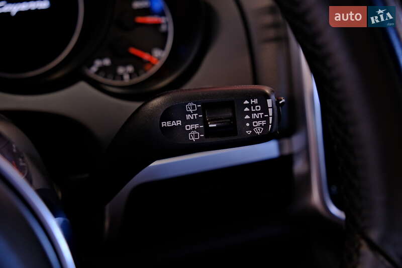 Внедорожник / Кроссовер Porsche Cayenne 2015 в Одессе