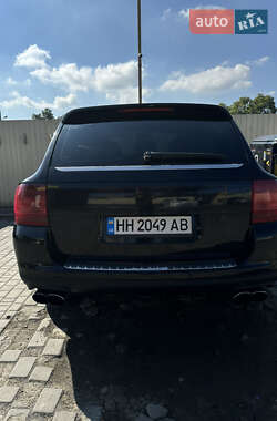 Внедорожник / Кроссовер Porsche Cayenne 2006 в 