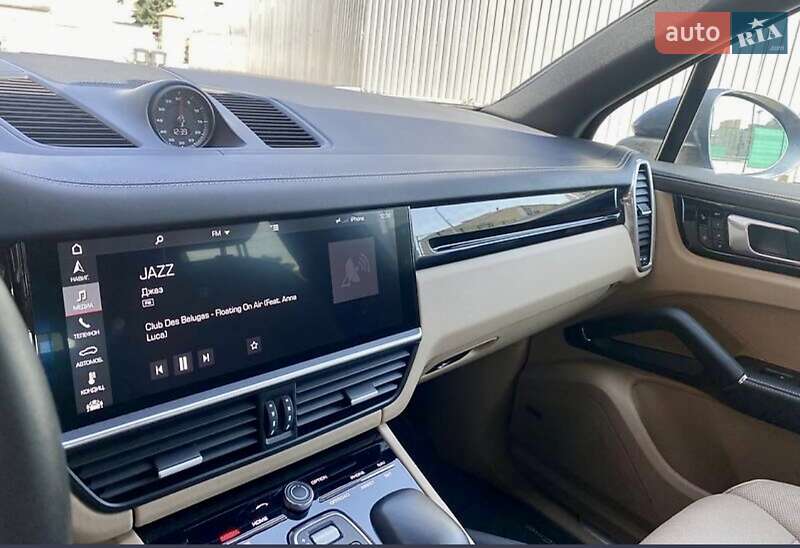 Позашляховик / Кросовер Porsche Cayenne 2018 в Києві