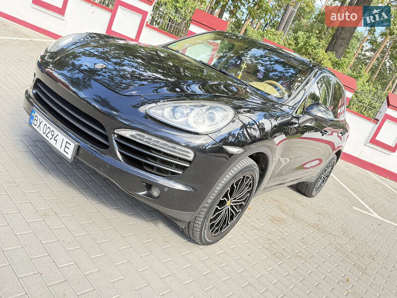Внедорожник / Кроссовер Porsche Cayenne 2012 в Киеве фото 2 Внедорожник / Кроссовер Porsche Cayenne 2012 в Киеве