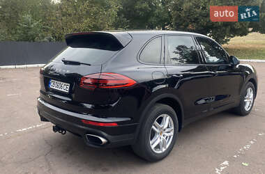 Позашляховик / Кросовер Porsche Cayenne 2016 в 