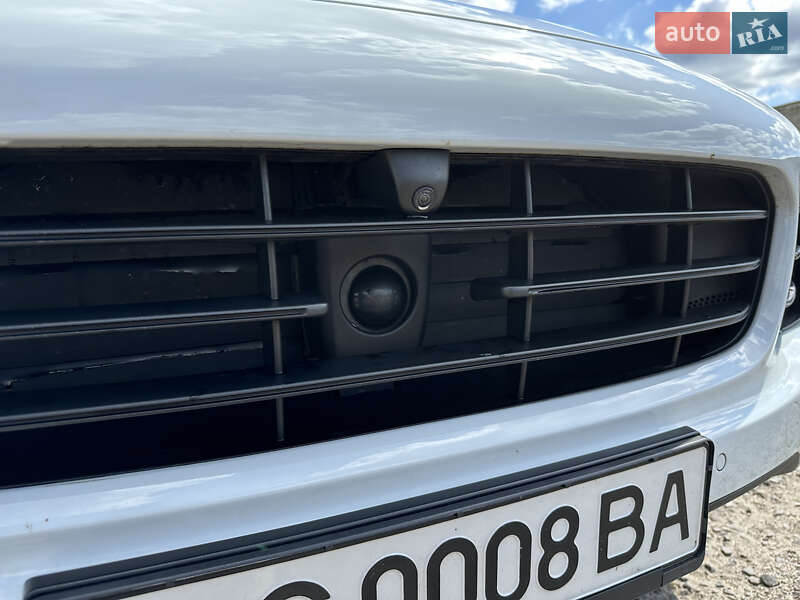 Внедорожник / Кроссовер Porsche Cayenne 2016 в Луцке
