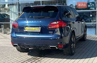 Внедорожник / Кроссовер Porsche Cayenne 2012 в 