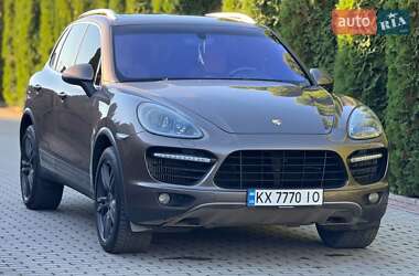 Внедорожник / Кроссовер Porsche Cayenne 2013 в Коростене