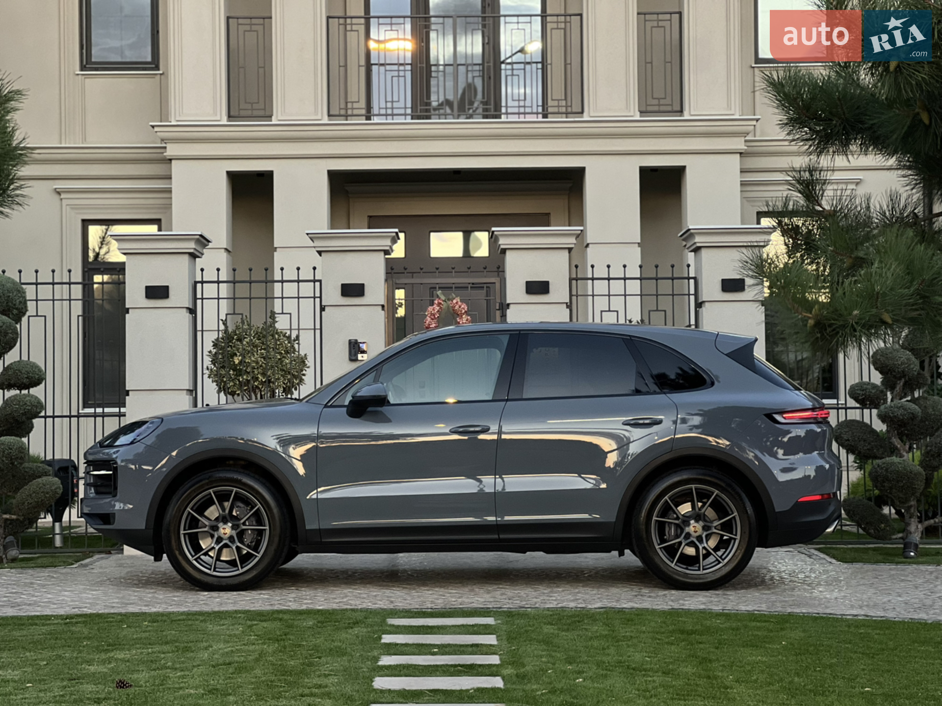 2023 Porsche Cayenne - мініатюра 7