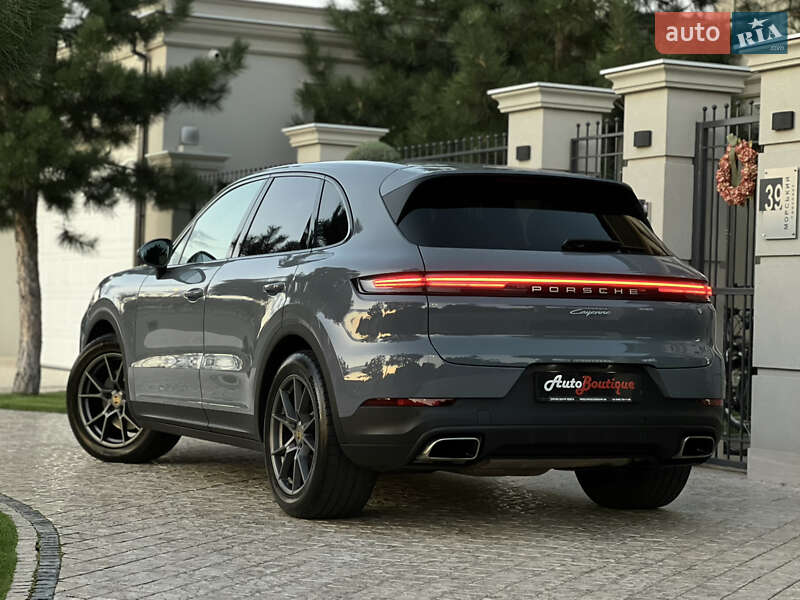 Позашляховик / Кросовер Porsche Cayenne 2023 в Одесі
