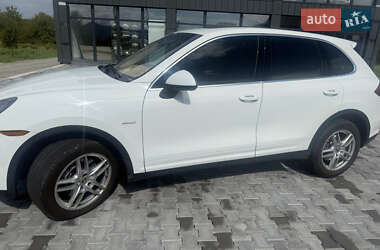 Внедорожник / Кроссовер Porsche Cayenne 2013 в 