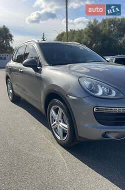 Внедорожник / Кроссовер Porsche Cayenne 2010 в 