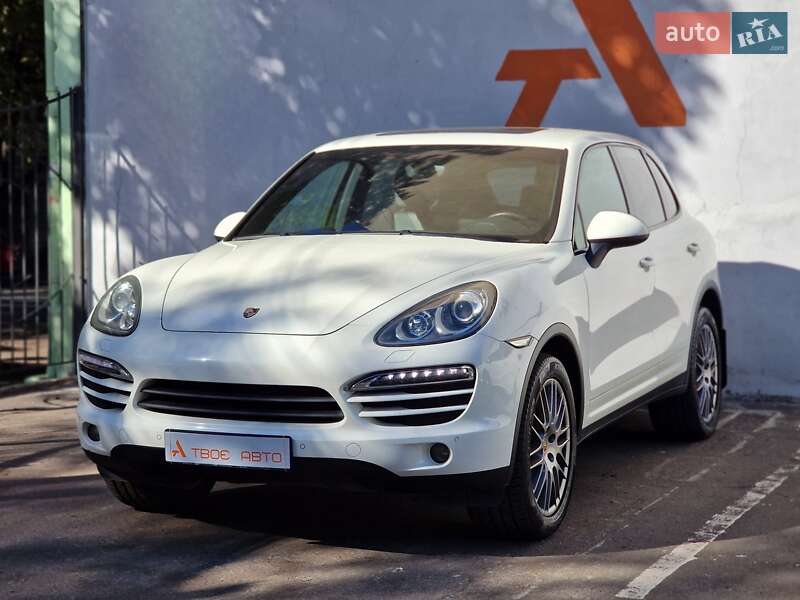 Внедорожник / Кроссовер Porsche Cayenne 2011 в Одессе