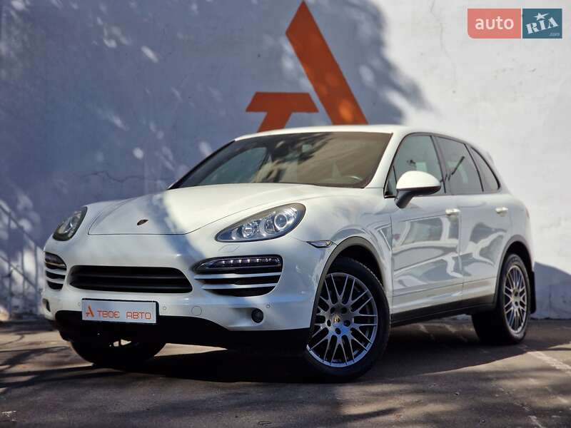 Внедорожник / Кроссовер Porsche Cayenne 2011 в Одессе
