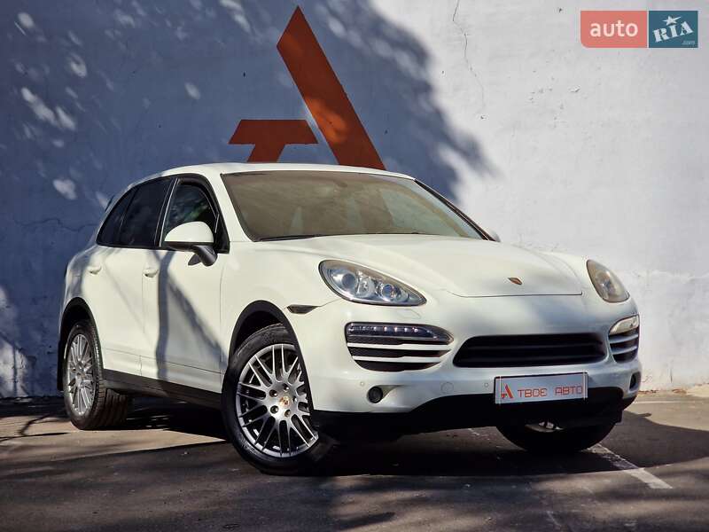 Внедорожник / Кроссовер Porsche Cayenne 2011 в Одессе