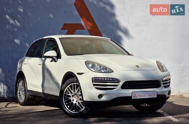 Внедорожник / Кроссовер Porsche Cayenne 2011 в 