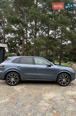 Внедорожник / Кроссовер Porsche Cayenne 2018 в Черновцах