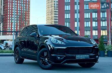 Porsche Cayenne 2016