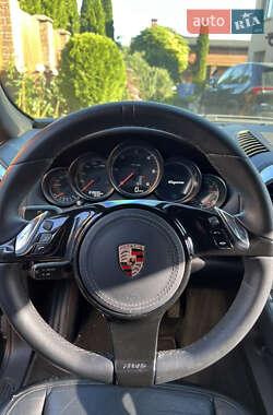 Внедорожник / Кроссовер Porsche Cayenne 2011 в 