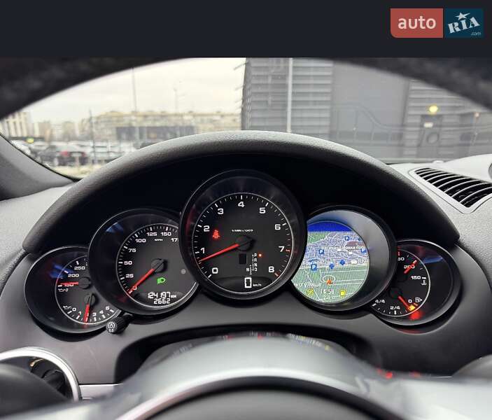 Внедорожник / Кроссовер Porsche Cayenne 2017 в Житомире