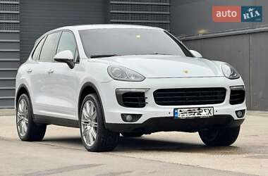 Позашляховик / Кросовер Porsche Cayenne 2017 в Житомирі