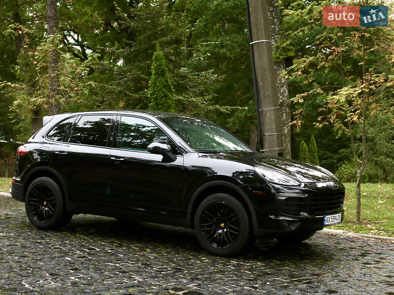 Внедорожник / Кроссовер Porsche Cayenne 2015 в Киеве фото 4 Внедорожник / Кроссовер Porsche Cayenne 2015 в Киеве