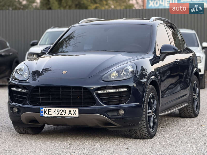 Внедорожник / Кроссовер Porsche Cayenne 2012 в Новомосковске