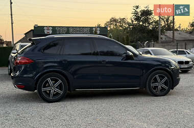 Позашляховик / Кросовер Porsche Cayenne 2012 в 