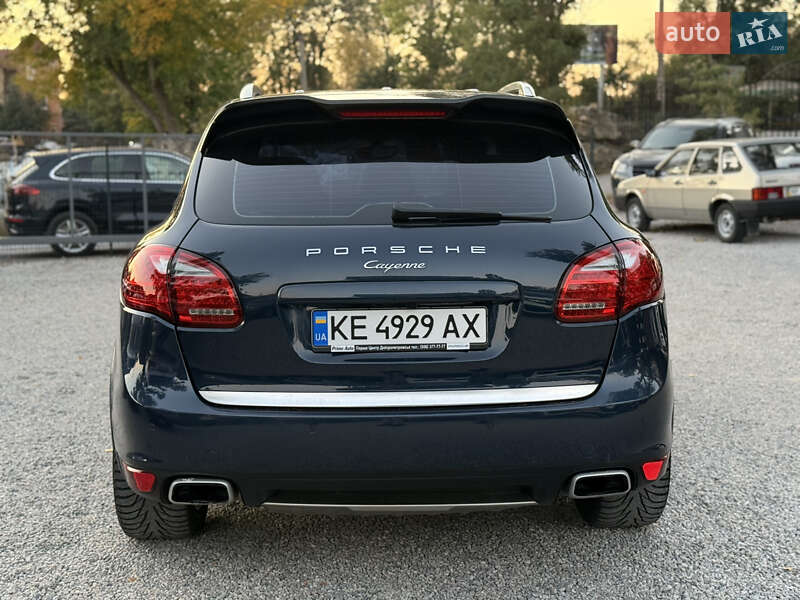 Внедорожник / Кроссовер Porsche Cayenne 2012 в Новомосковске