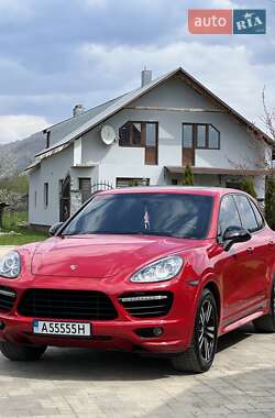 Позашляховик / Кросовер Porsche Cayenne 2013 в Тячеві