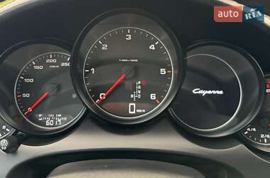 Внедорожник / Кроссовер Porsche Cayenne 2011 в 