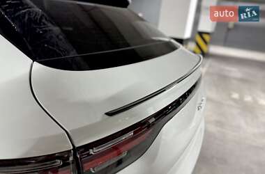Внедорожник / Кроссовер Porsche Cayenne 2019 в 