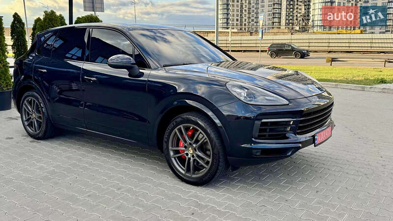 Позашляховик / Кросовер Porsche Cayenne 2019 в Києві
