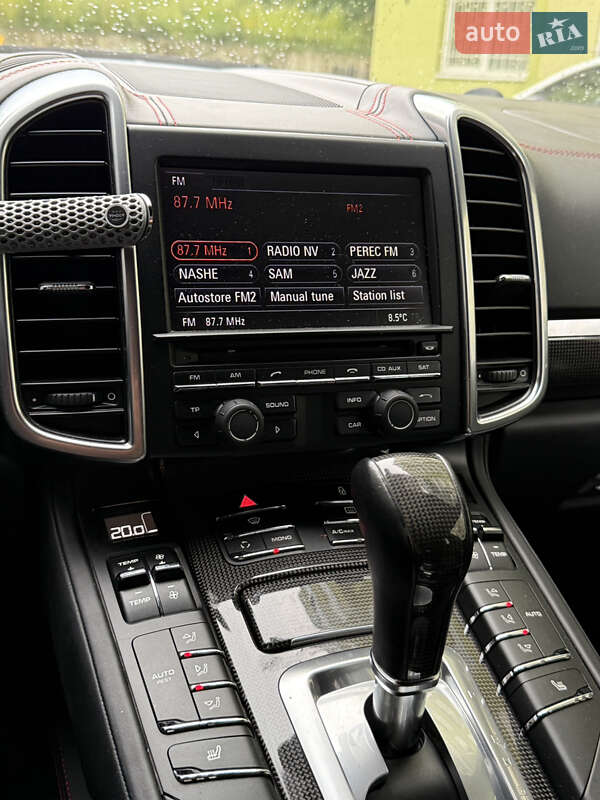 Внедорожник / Кроссовер Porsche Cayenne 2013 в Львове