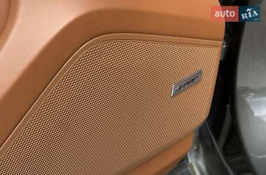 Позашляховик / Кросовер Porsche Cayenne 2020 в 