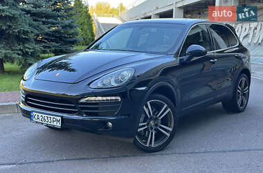 Позашляховик / Кросовер Porsche Cayenne 2012 в Києві