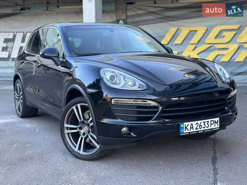 Позашляховик / Кросовер Porsche Cayenne 2012 в Києві