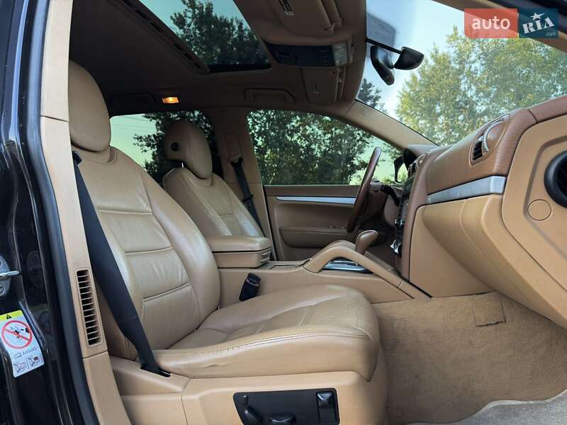 Позашляховик / Кросовер Porsche Cayenne 2008 в Луцьку