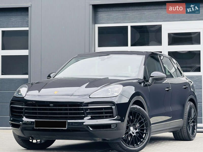 Позашляховик / Кросовер Porsche Cayenne 2018 в Мукачевому