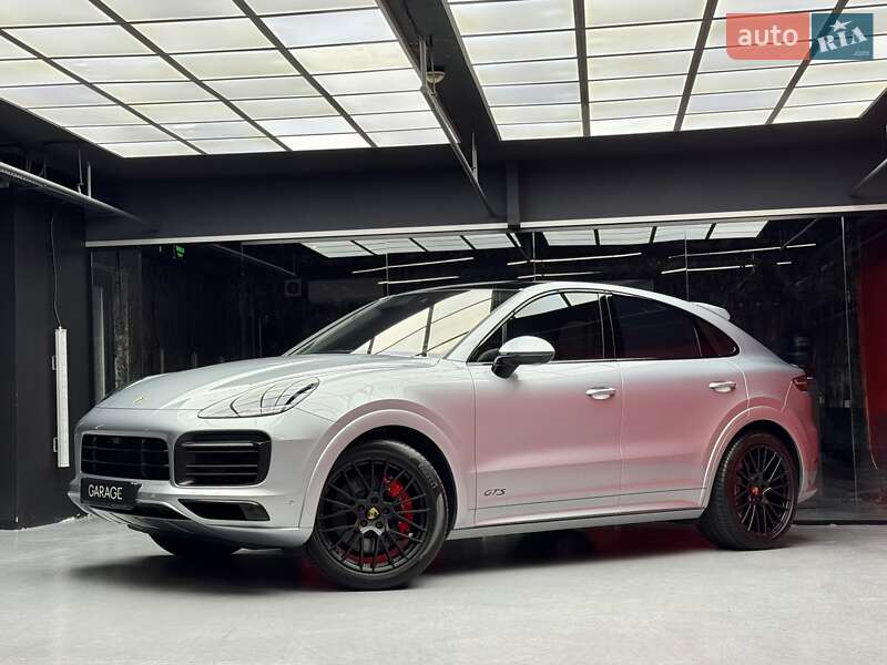 Позашляховик / Кросовер Porsche Cayenne 2020 в Києві