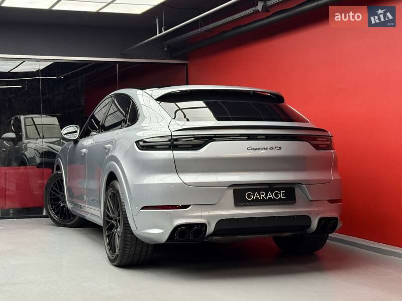 Позашляховик / Кросовер Porsche Cayenne 2020 в Києві