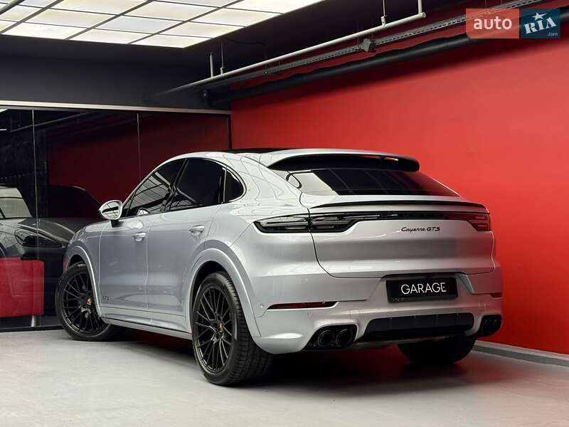 Позашляховик / Кросовер Porsche Cayenne 2020 в Києві