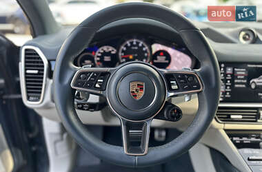 Позашляховик / Кросовер Porsche Cayenne 2019 в 