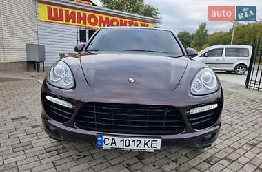Внедорожник / Кроссовер Porsche Cayenne 2013 в 