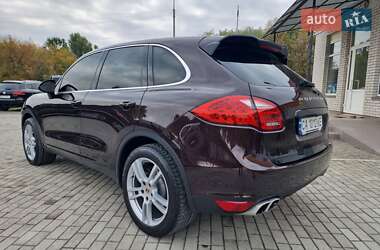 Внедорожник / Кроссовер Porsche Cayenne 2013 в 