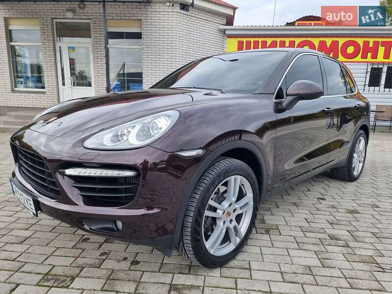 Внедорожник / Кроссовер Porsche Cayenne 2013 в Смеле