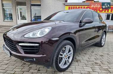 Внедорожник / Кроссовер Porsche Cayenne 2013 в 