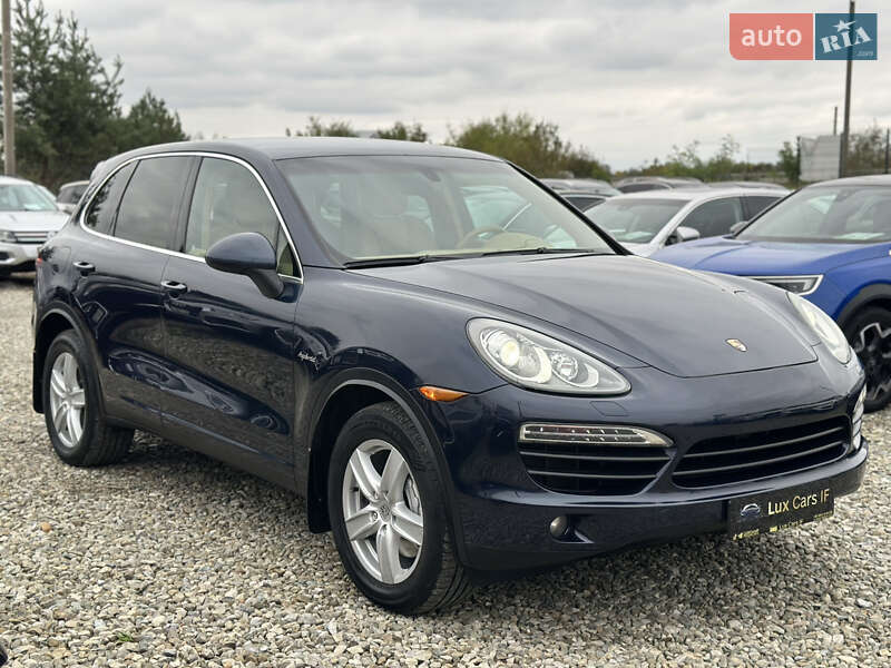 Porsche Cayenne 2011