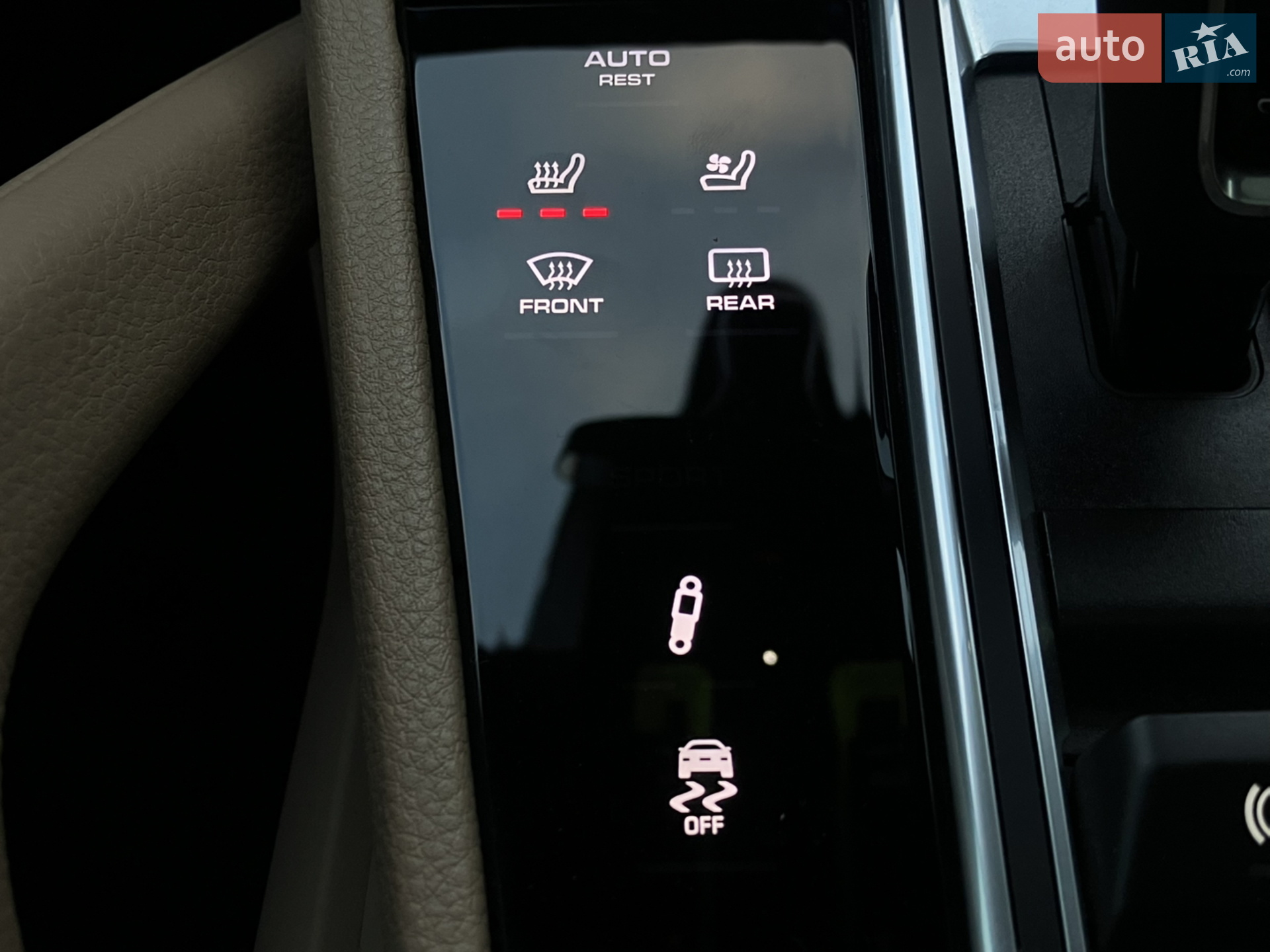 2019 Porsche Cayenne - мініатюра 23