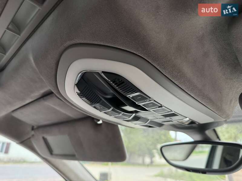 Позашляховик / Кросовер Porsche Cayenne 2010 в Києві